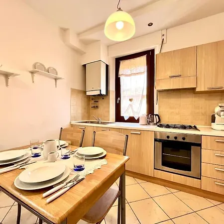 Apartment Civico 8 In Centro, Wifi E Parcheggio Gratuito Porto Sant'Elpidio