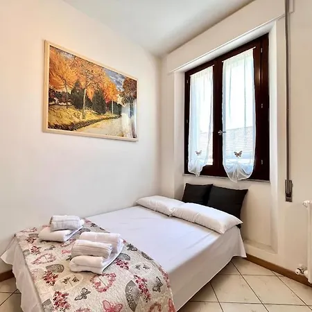 Apartment Civico 8 In Centro, Wifi E Parcheggio Gratuito